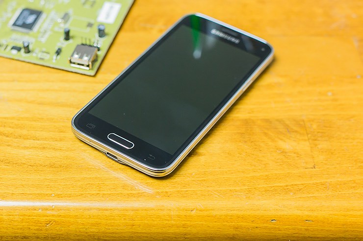 Samsung Galaxy S5 Mini (3).jpg